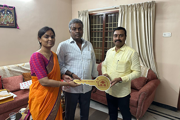 Happy homeowners of Shree Varu Homes, Chennai