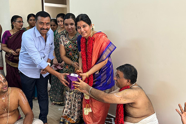 Happy homeowners of Shree Varu Homes, Chennai